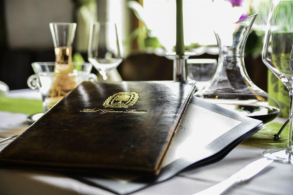Flair Hotel Gruener Baum Донаушинген Екстериор снимка