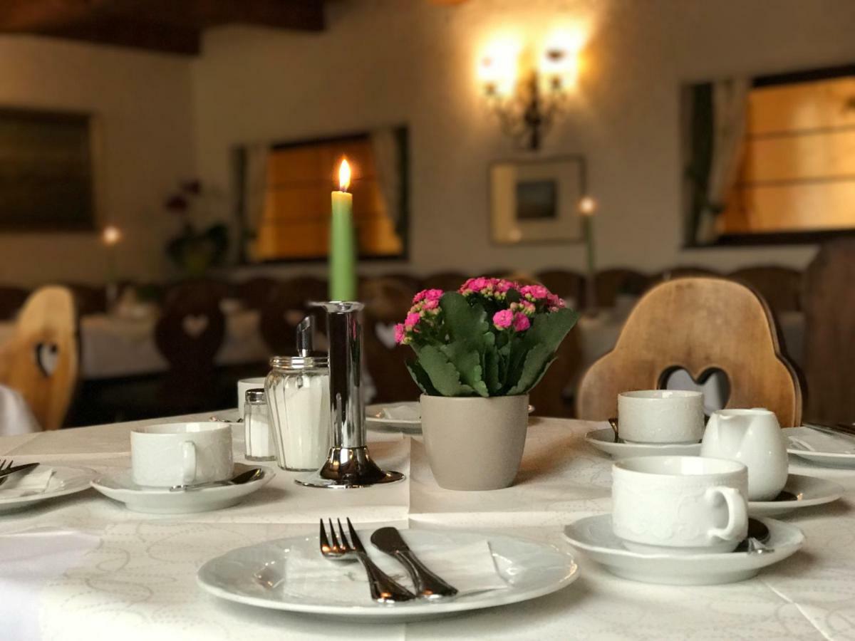 Flair Hotel Gruener Baum Донаушинген Екстериор снимка